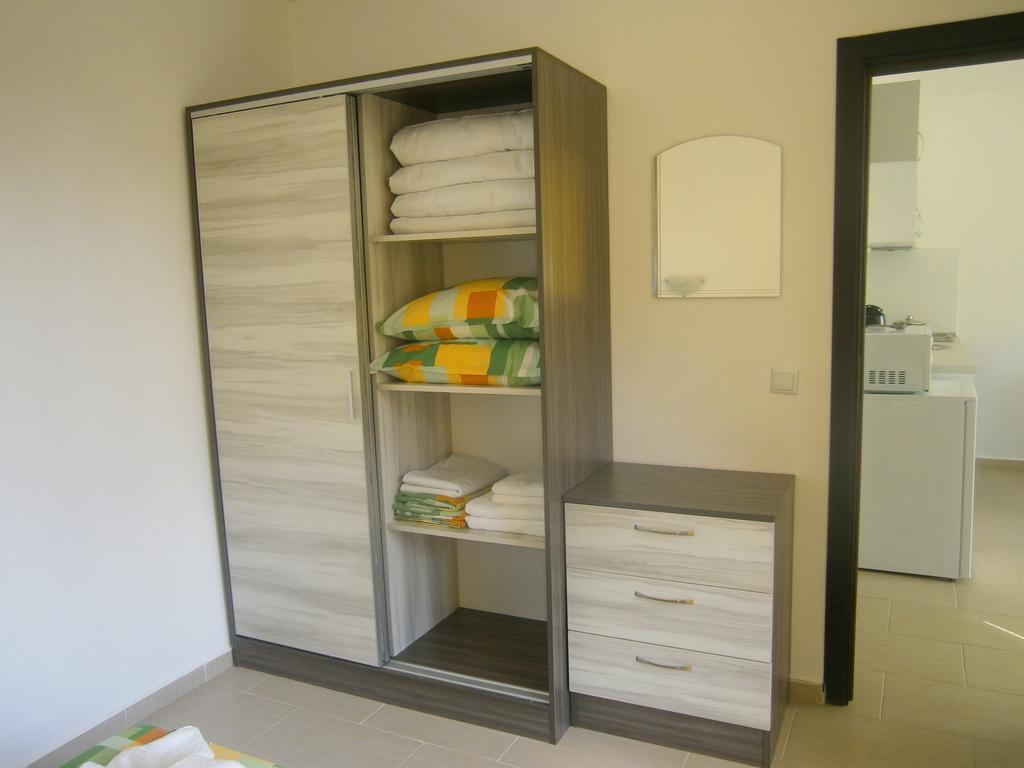 Anna Marina Apartments Sveti Vlas Pokoj fotografie
