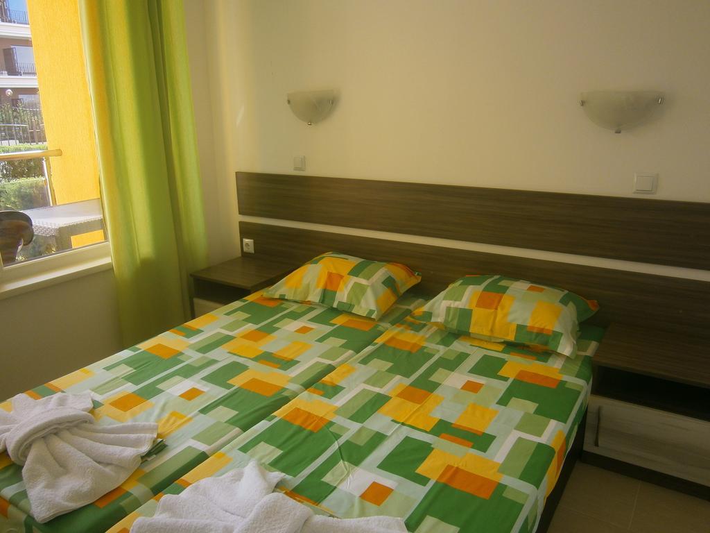 Anna Marina Apartments Sveti Vlas Pokoj fotografie